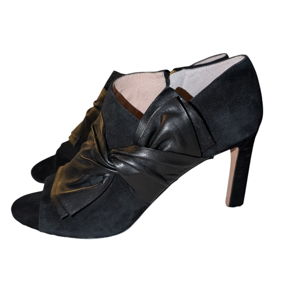Louise Et Cie Black Bow Heels - Picture 2 of 6